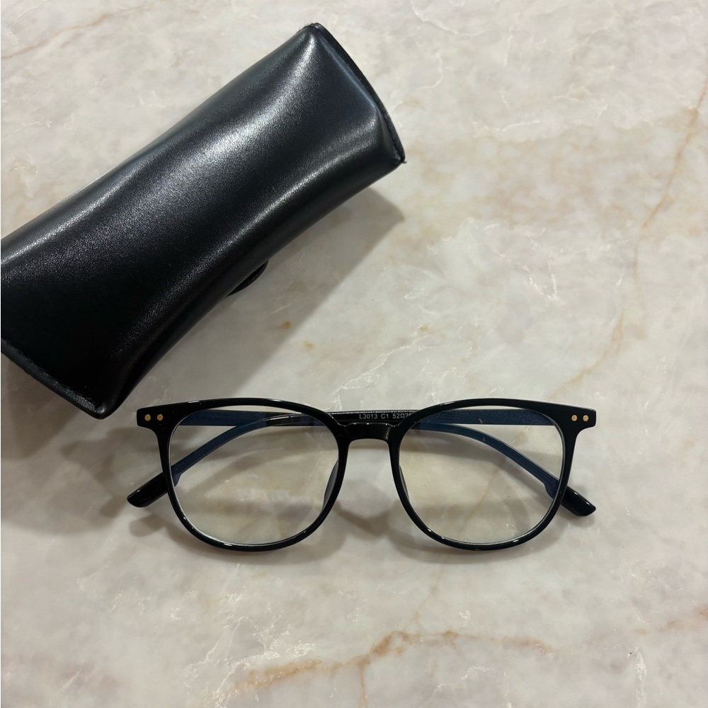 Blue light glasses